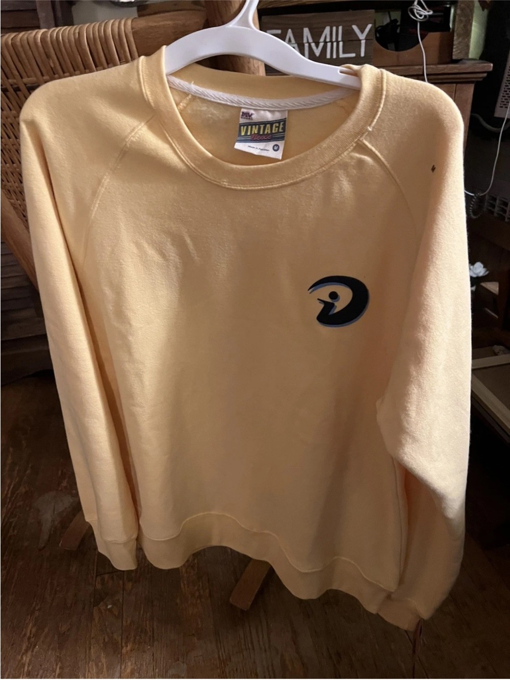 MV Sport Vintage Fleece Butter Yellow Crewneck Sweatshirt
BlueBlack Logo Men's M